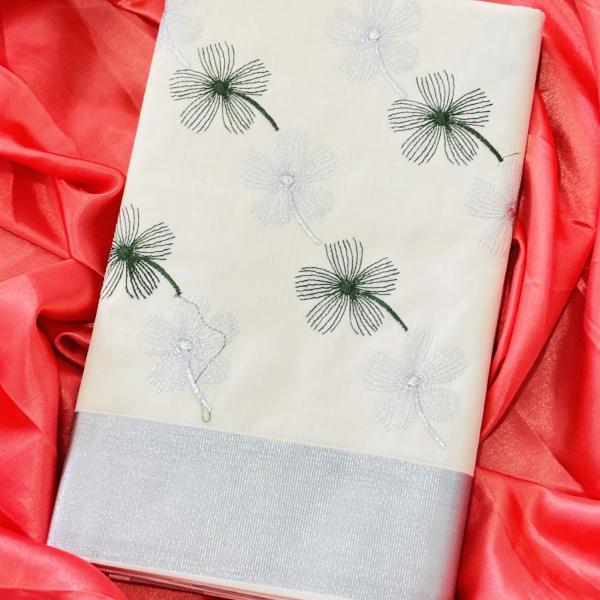 Kerala festival kasavu saree