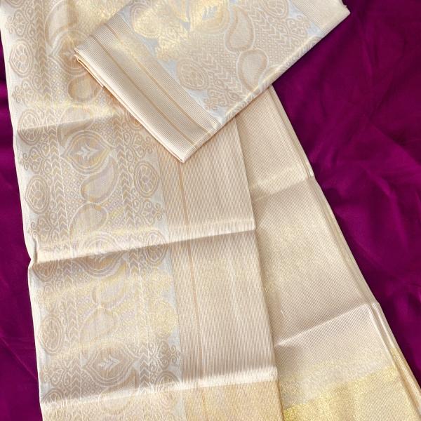 Kerala traditional KASAVU SETTU MUNDU(Half saree)