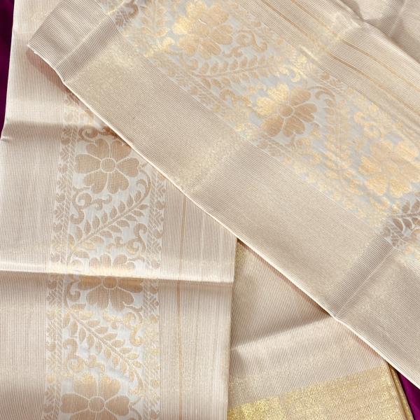 Kerala traditional KASAVU SETTU MUNDU(Half saree)