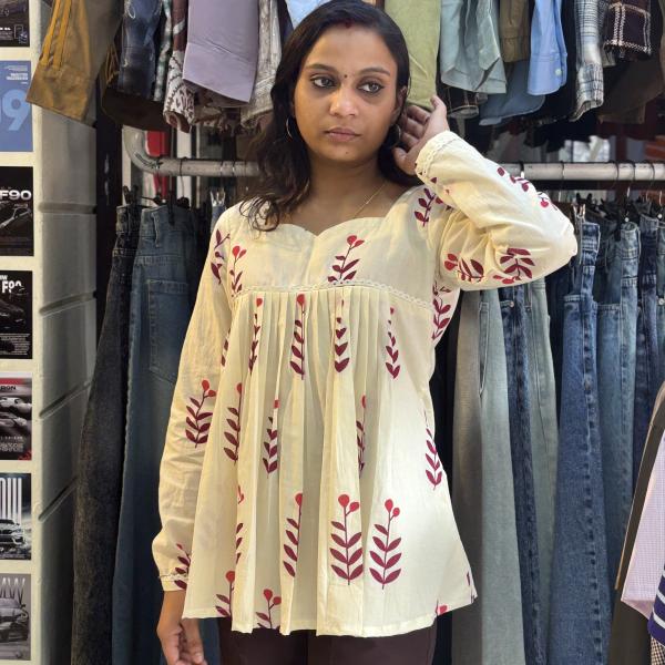 Short kurthi